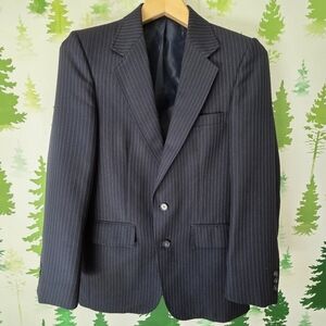 Elegant Blue Pinstripe Men's Blazer